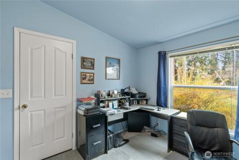 1614 W Martin Street Elma WA 98541