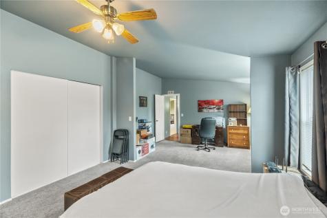 1614 W Martin Street Elma WA 98541