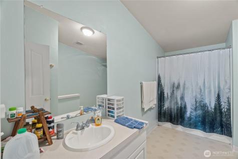 1614 W Martin Street Elma WA 98541
