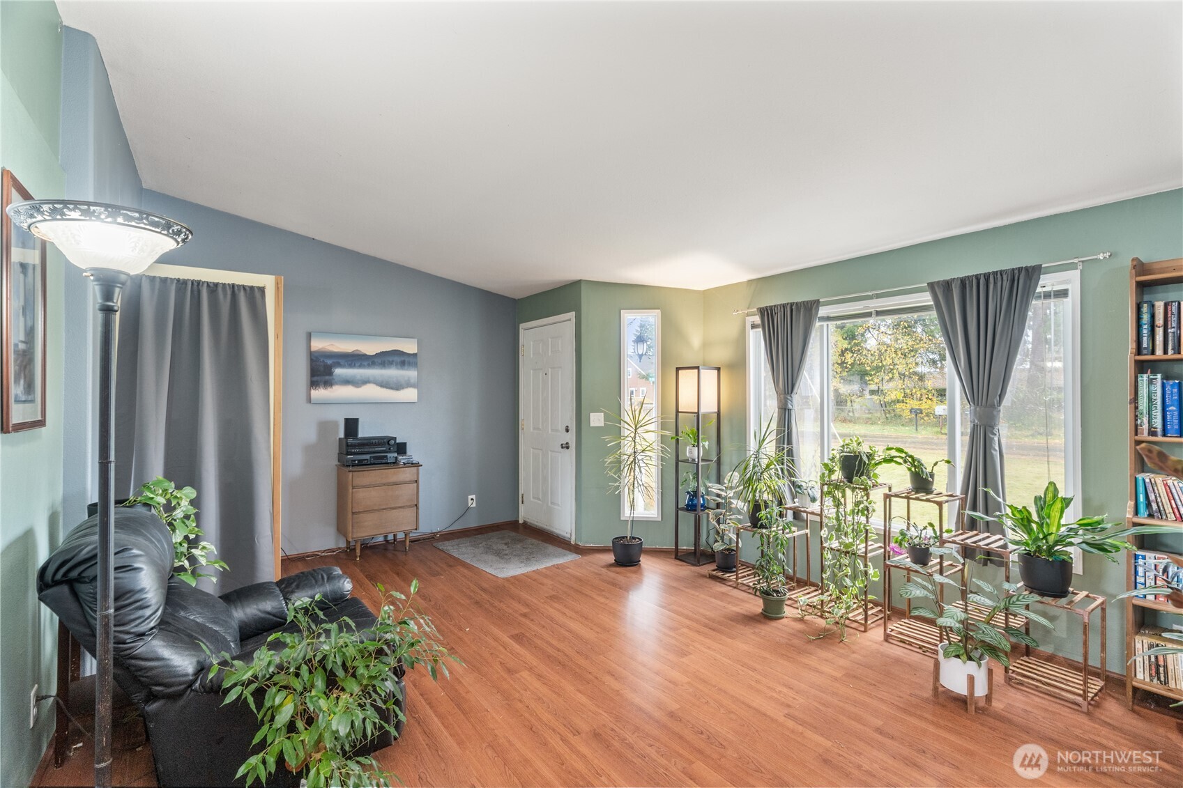 1614 W Martin Street Elma WA 98541