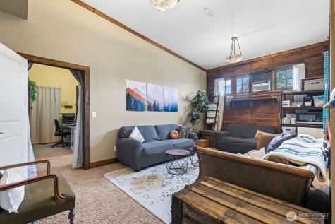 151 Rowe Hill Drive Naches WA 98937