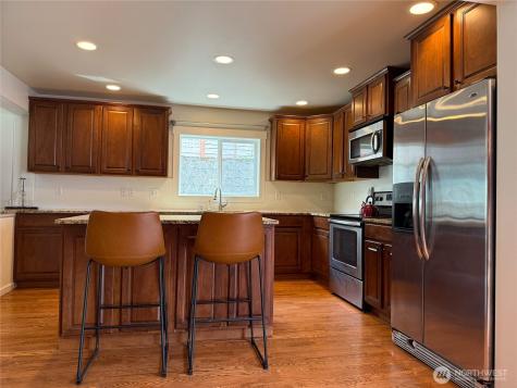 3012 E Valley View Terrace Tacoma WA 98404