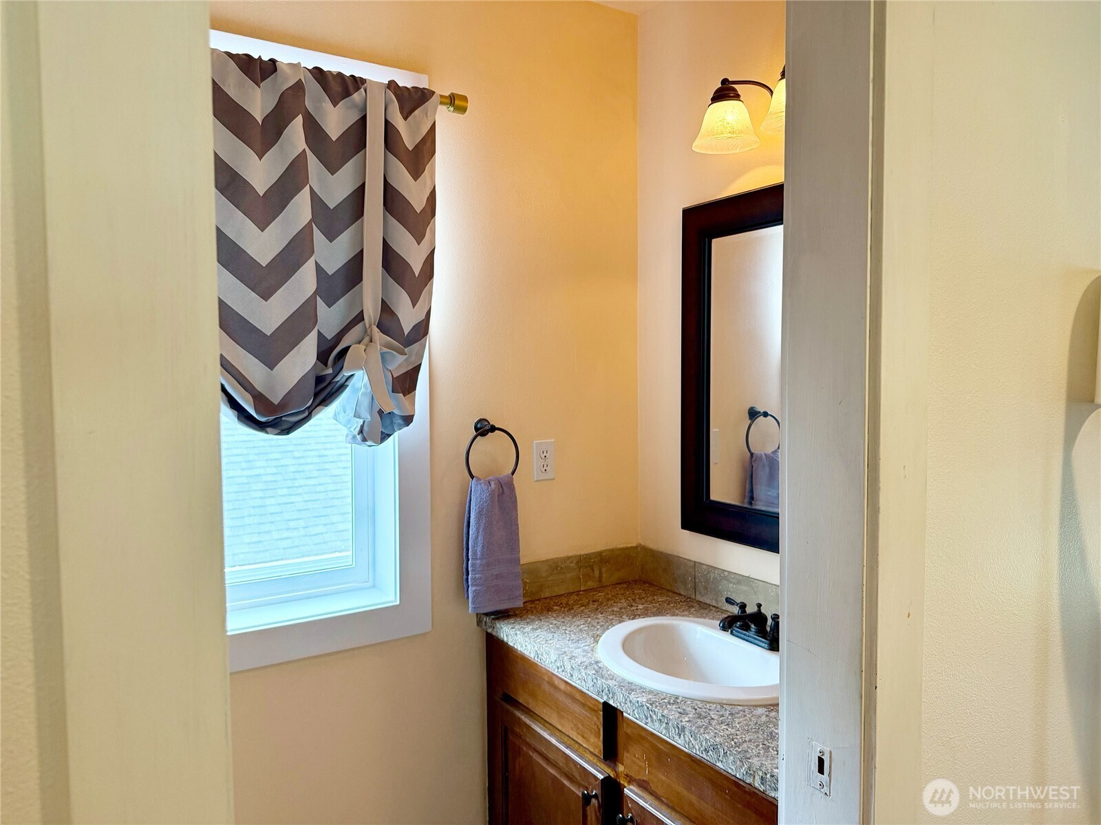 3012 E Valley View Terrace Tacoma WA 98404