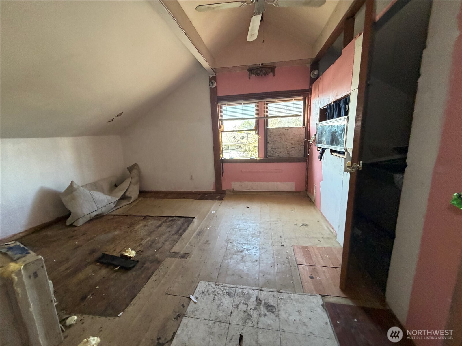2822 E Wellesley Avenue Spokane WA 99217