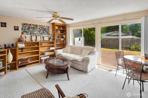 6906 149th Avenue NE Redmond WA 98052