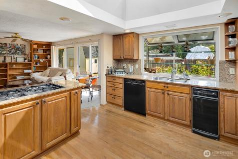 6906 149th Avenue NE Redmond WA 98052