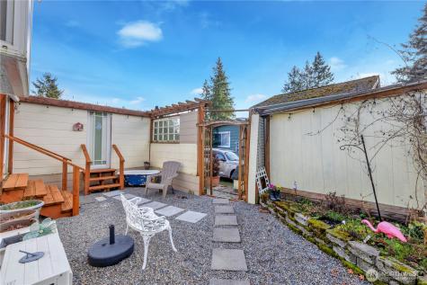 18425 NE 95th Street Redmond WA 98052