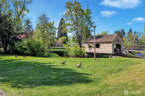 18425 NE 95th Street Redmond WA 98052