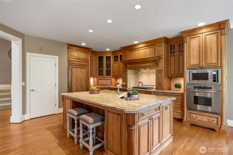 2753 204th Lane NE Sammamish WA 98074