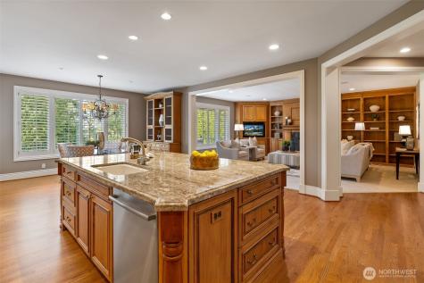 2753 204th Lane NE Sammamish WA 98074