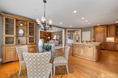 2753 204th Lane NE Sammamish WA 98074