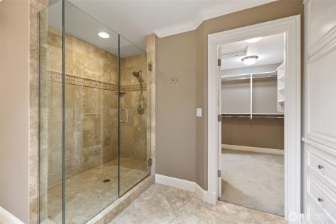 2753 204th Lane NE Sammamish WA 98074
