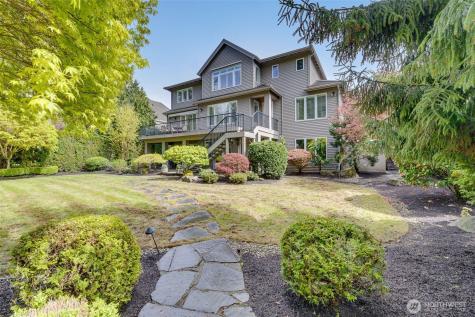 2753 204th Lane NE Sammamish WA 98074