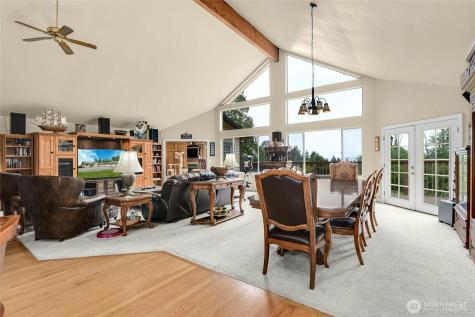 3188 Hinkley Road SE Port Orchard WA 98366