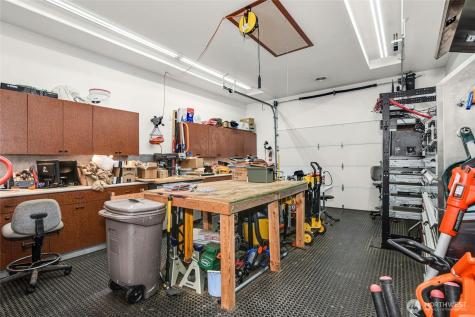 3188 Hinkley Road SE Port Orchard WA 98366