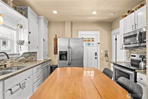 912 Earnest S. Brazill Street Tacoma WA 98405