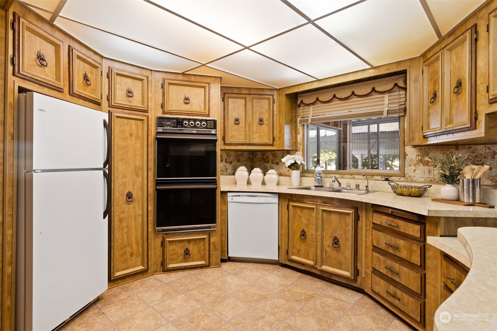 39 Juniper Mobile Estates Sequim WA 98382