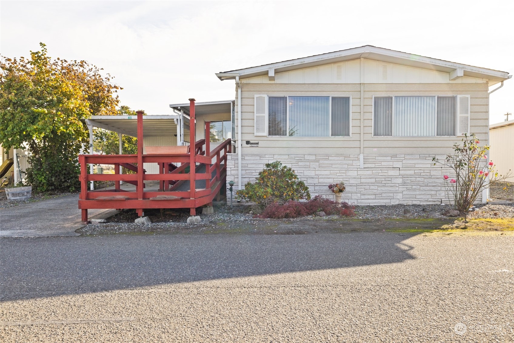 39 Juniper Mobile Estates Sequim WA 98382