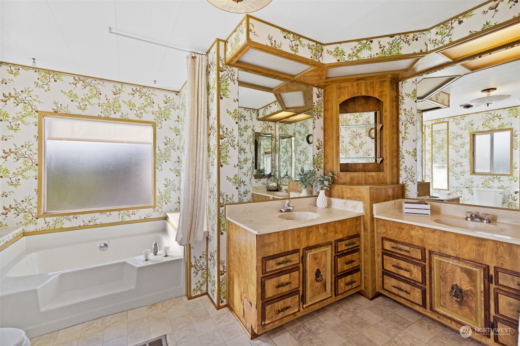 39 Juniper Mobile Estates Sequim WA 98382