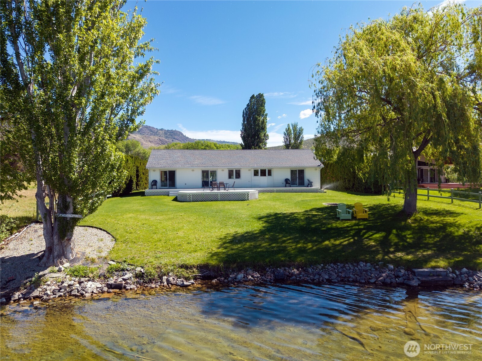 428 Eastlake Road Oroville WA 98844