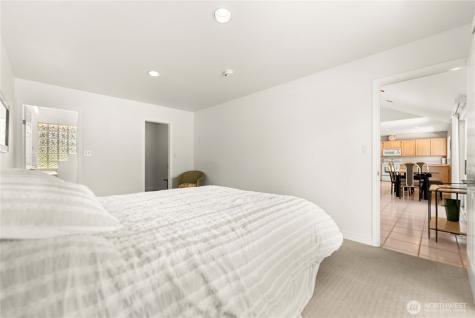 428 Eastlake Road Oroville WA 98844