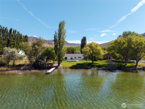 428 Eastlake Road Oroville WA 98844