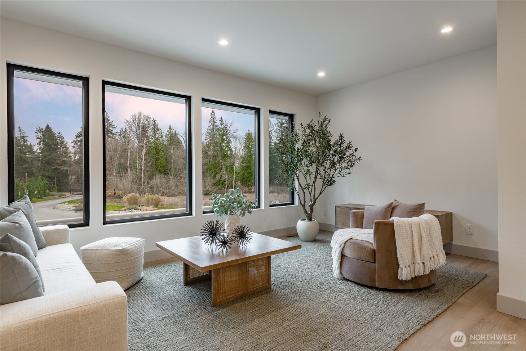 5690 Lux Lane Blaine WA 98230