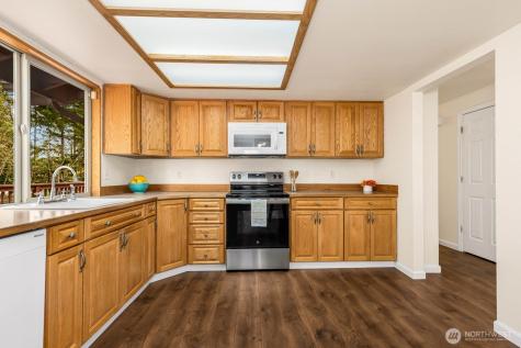 31646 45th Place SW Federal Way WA 98023