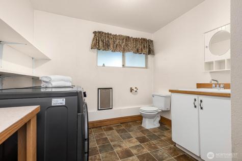 31646 45th Place SW Federal Way WA 98023