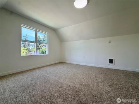 10216 Ainsworth Avenue S Tacoma WA 98444