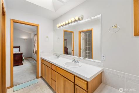 14426 19th Avenue W Lynnwood WA 98087