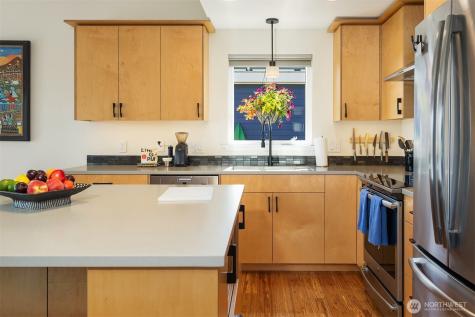 25918 75th Avenue SW Vashon WA 98070