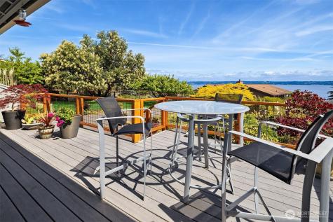 25918 75th Avenue SW Vashon WA 98070