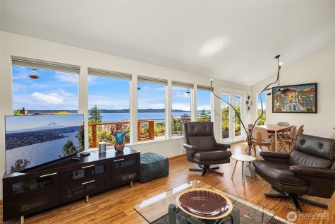 25918 75th Avenue SW Vashon WA 98070
