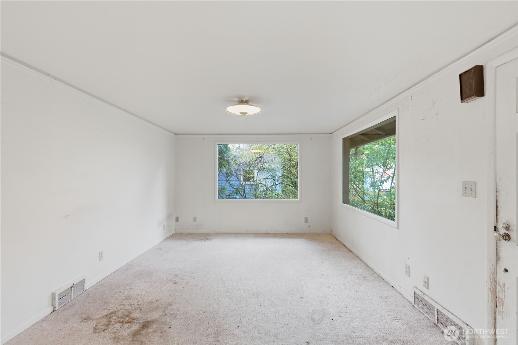 11716 16th Avenue NE Seattle WA 98125