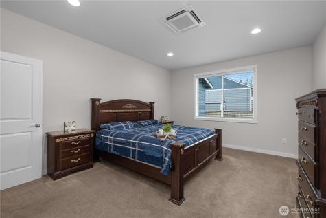 903 Cody Street SE Rainier WA 98576