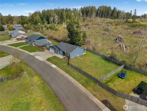903 Cody Street SE Rainier WA 98576