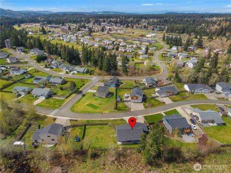 903 Cody Street SE Rainier WA 98576