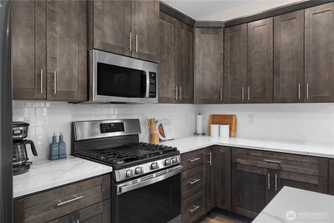903 Cody Street SE Rainier WA 98576