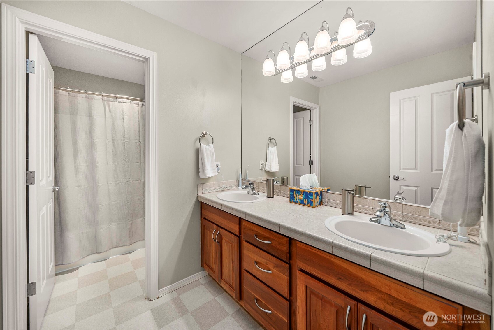 3723 Lincoln Court NE Renton WA 98056
