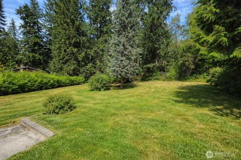 7111 Meadowdale Beach Road Edmonds WA 98026