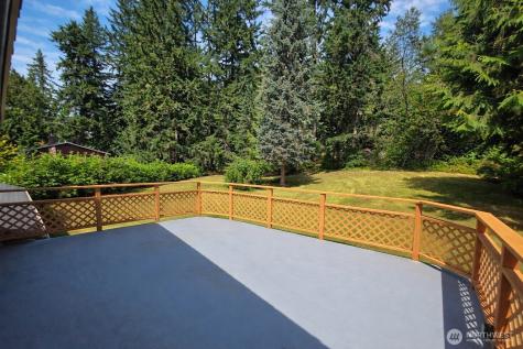 7111 Meadowdale Beach Road Edmonds WA 98026