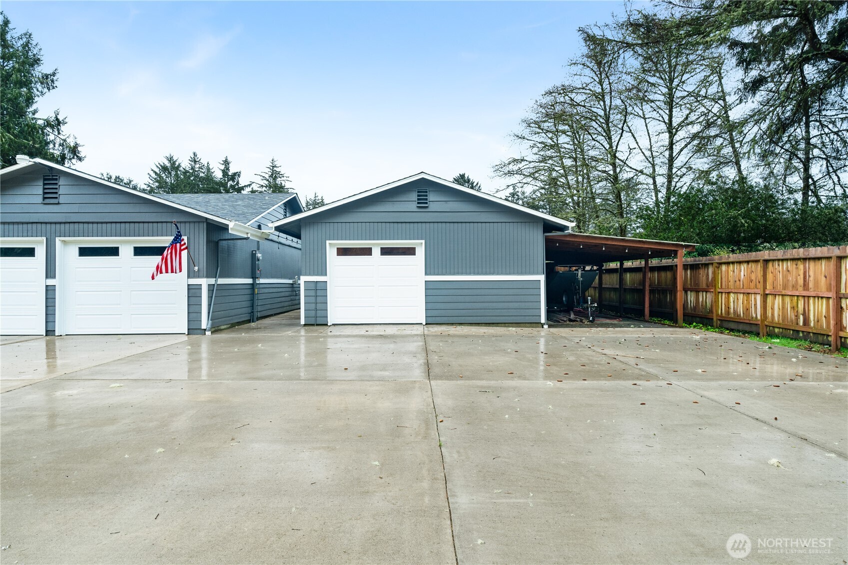 456 Snahapish Avenue SE Ocean Shores WA 98569