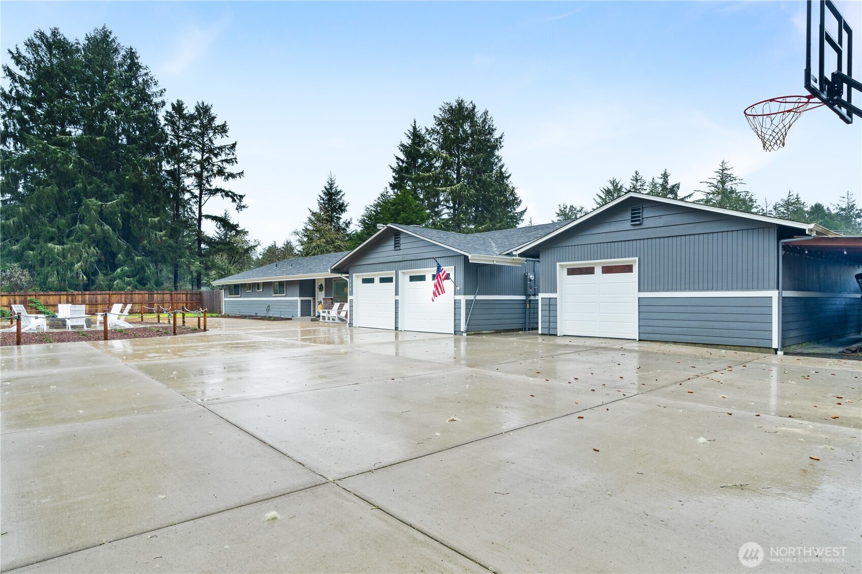 456 Snahapish Avenue SE Ocean Shores WA 98569