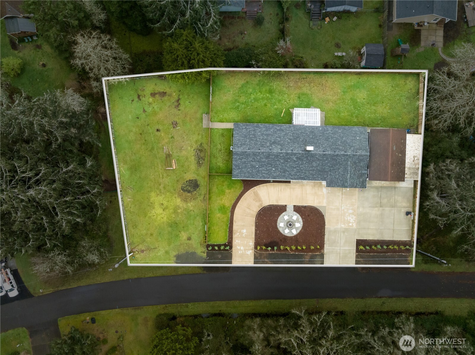 456 Snahapish Avenue SE Ocean Shores WA 98569