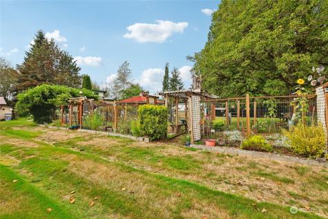 27124 35th Avenue NE Arlington WA 98223