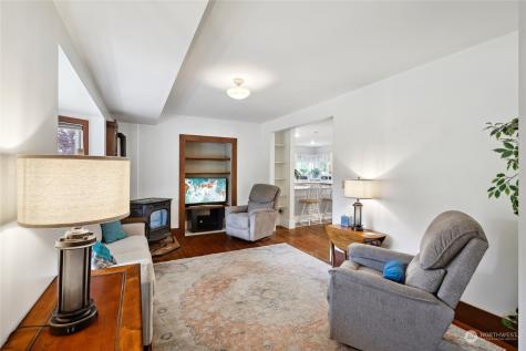 27124 35th Avenue NE Arlington WA 98223