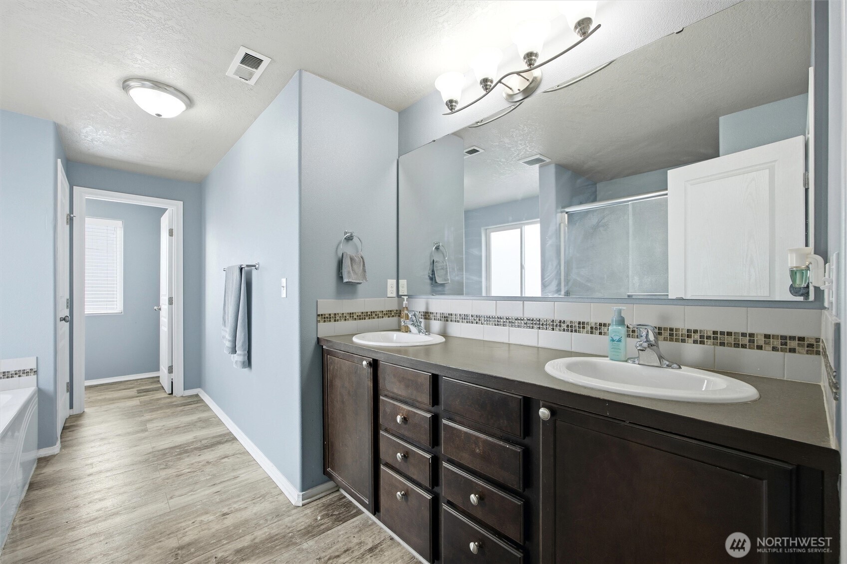 439 S Texas Street Kennewick WA 99336