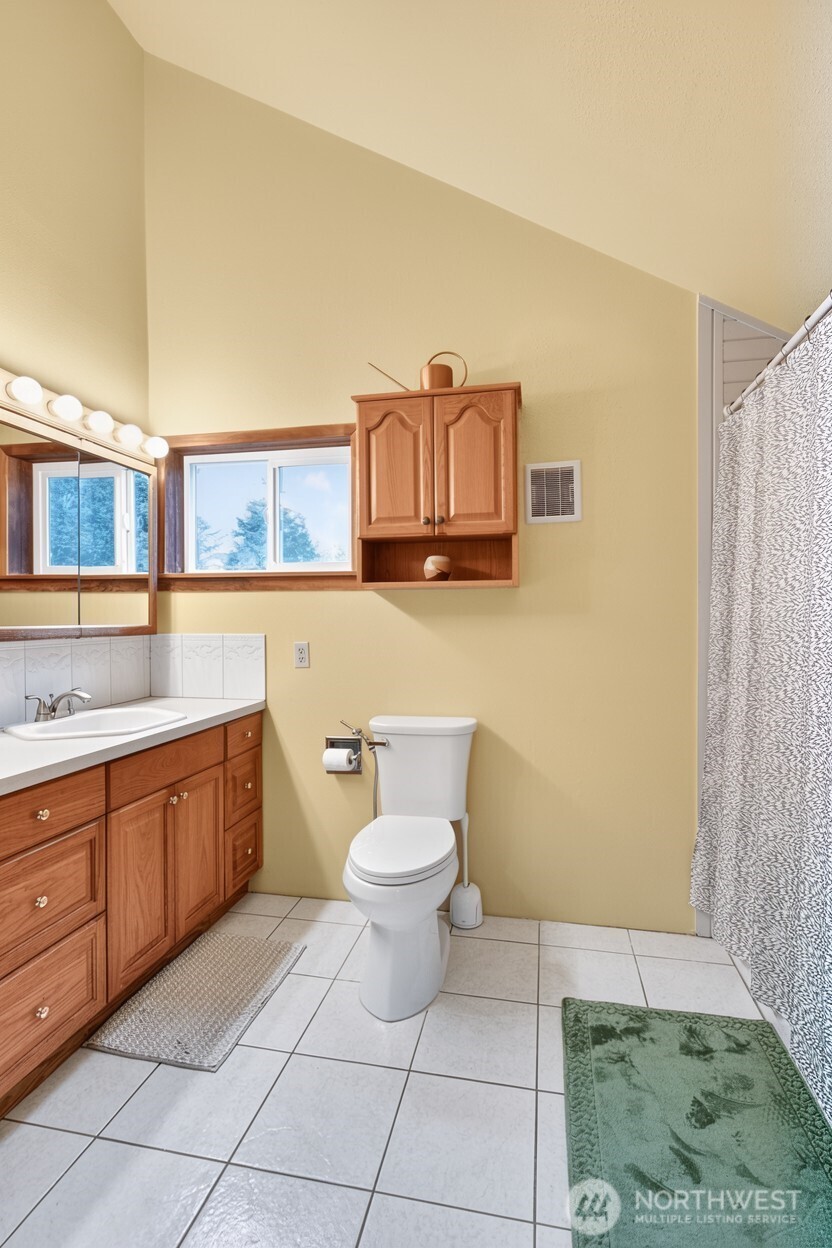 737 Dover Court SE Ocean Shores WA 98569