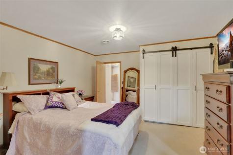 284 Division Avenue Morton WA 98356